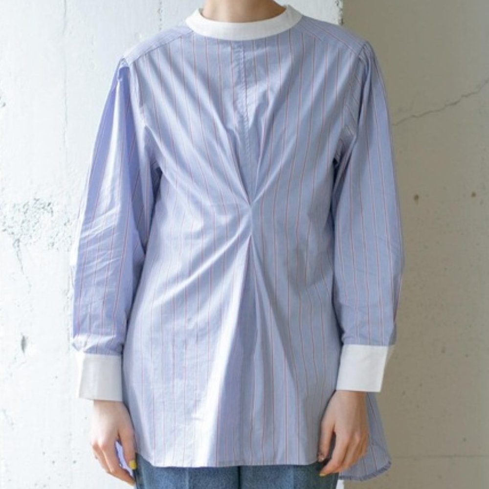 Tuck design Long sleeve blouse Tee